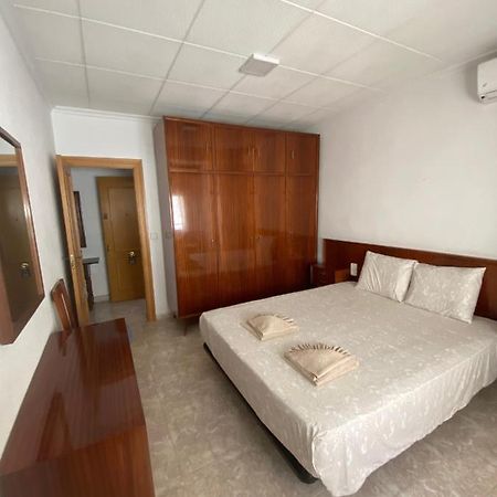 Cozy Apartment In Centre Of Alicante Near Plaza De Toros Esterno foto