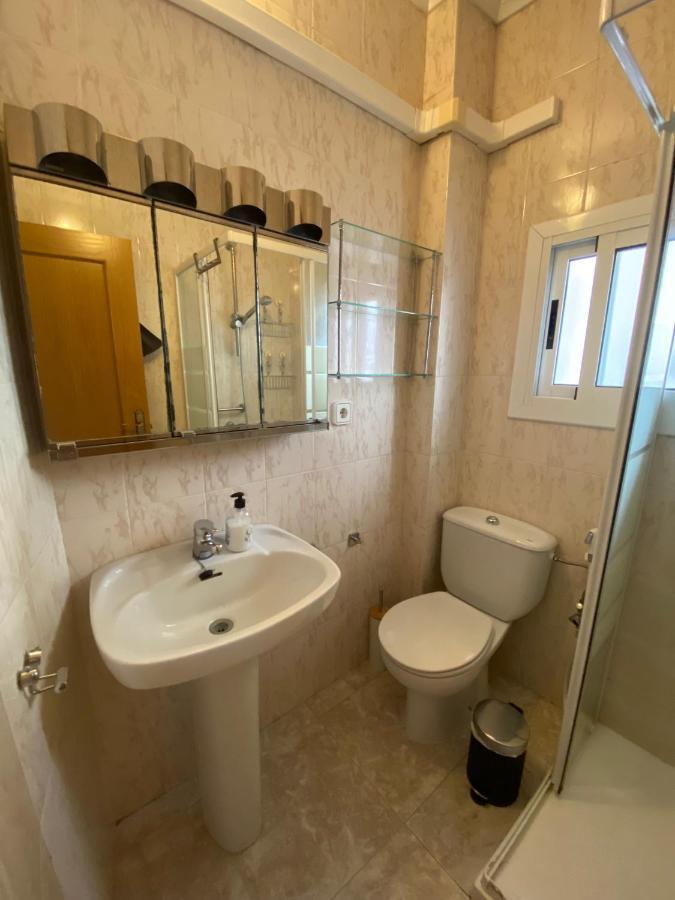 Cozy Apartment In Centre Of Alicante Near Plaza De Toros Esterno foto