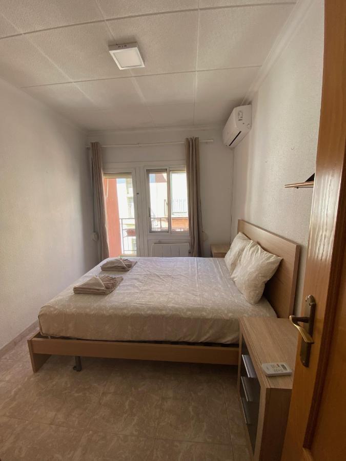 Cozy Apartment In Centre Of Alicante Near Plaza De Toros Esterno foto