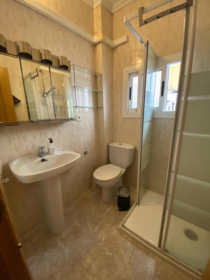 Cozy Apartment In Centre Of Alicante Near Plaza De Toros Esterno foto
