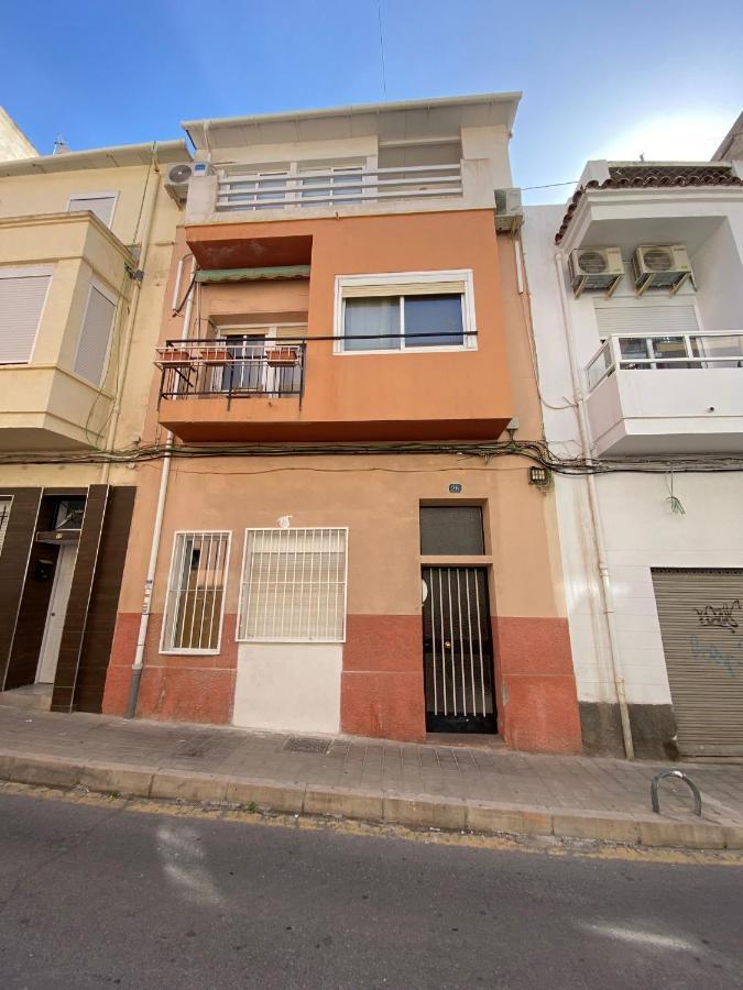 Cozy Apartment In Centre Of Alicante Near Plaza De Toros Esterno foto
