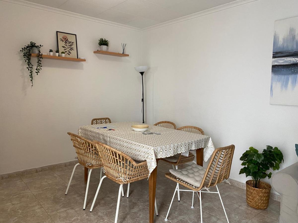 Cozy Apartment In Centre Of Alicante Near Plaza De Toros Esterno foto