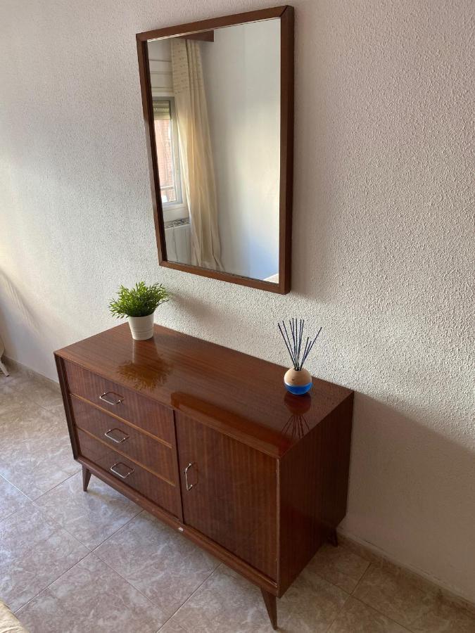 Cozy Apartment In Centre Of Alicante Near Plaza De Toros Esterno foto